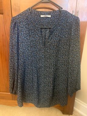 fun 2 fun Navy and Light Blue Floral Blouse